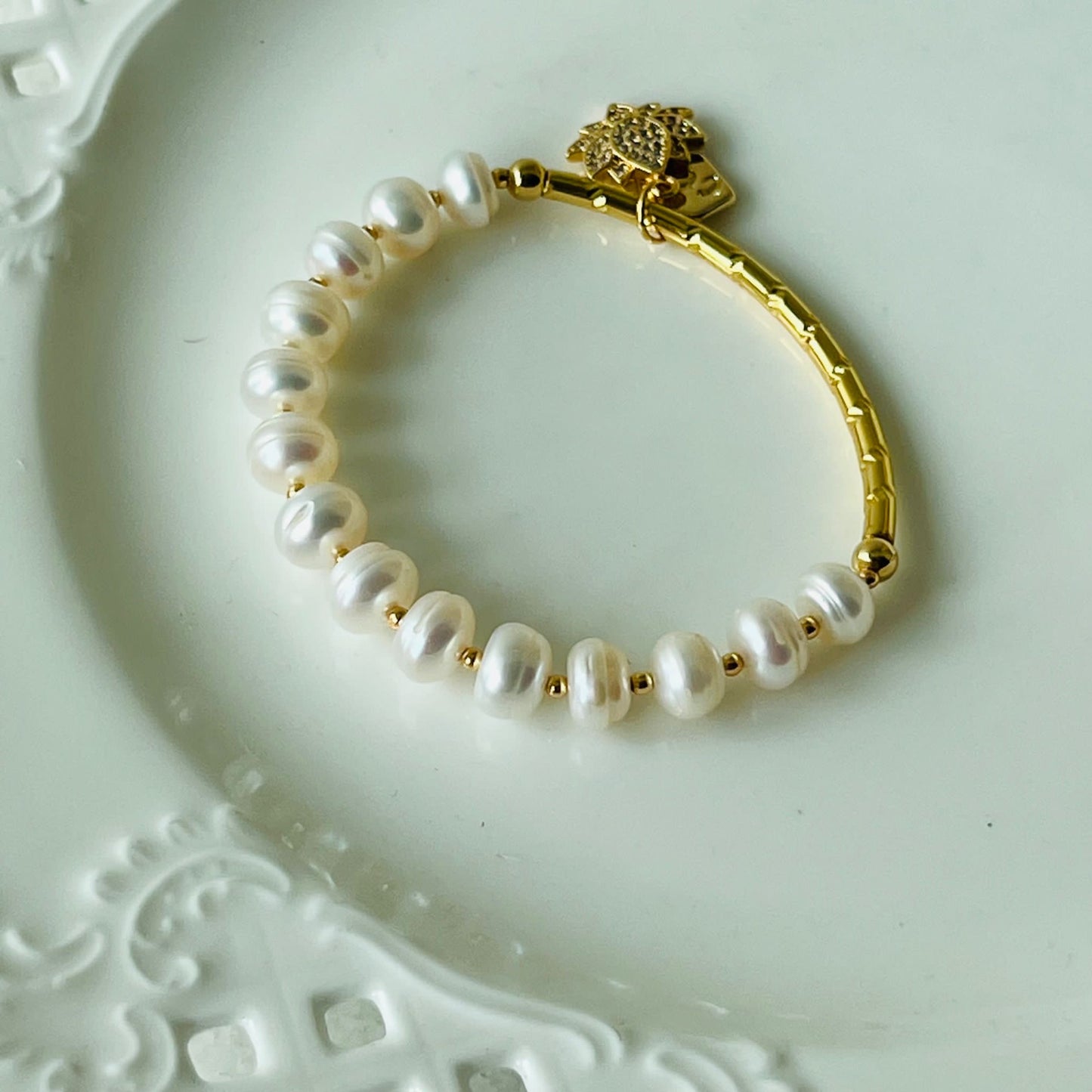 Baby White Pearl Diadem Bracelet