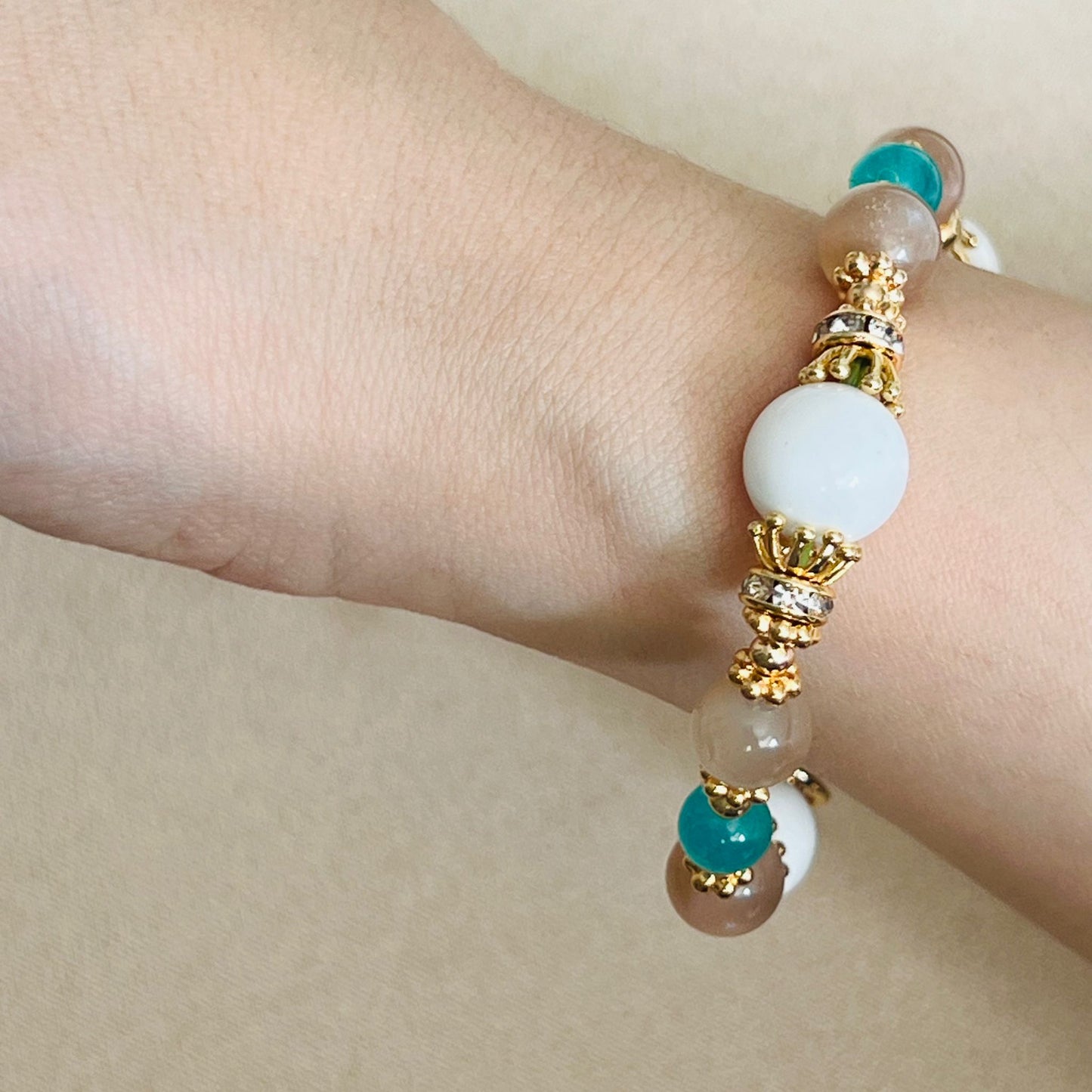 White Coral, Moonlight Sunstone & Amazonite Bracelet