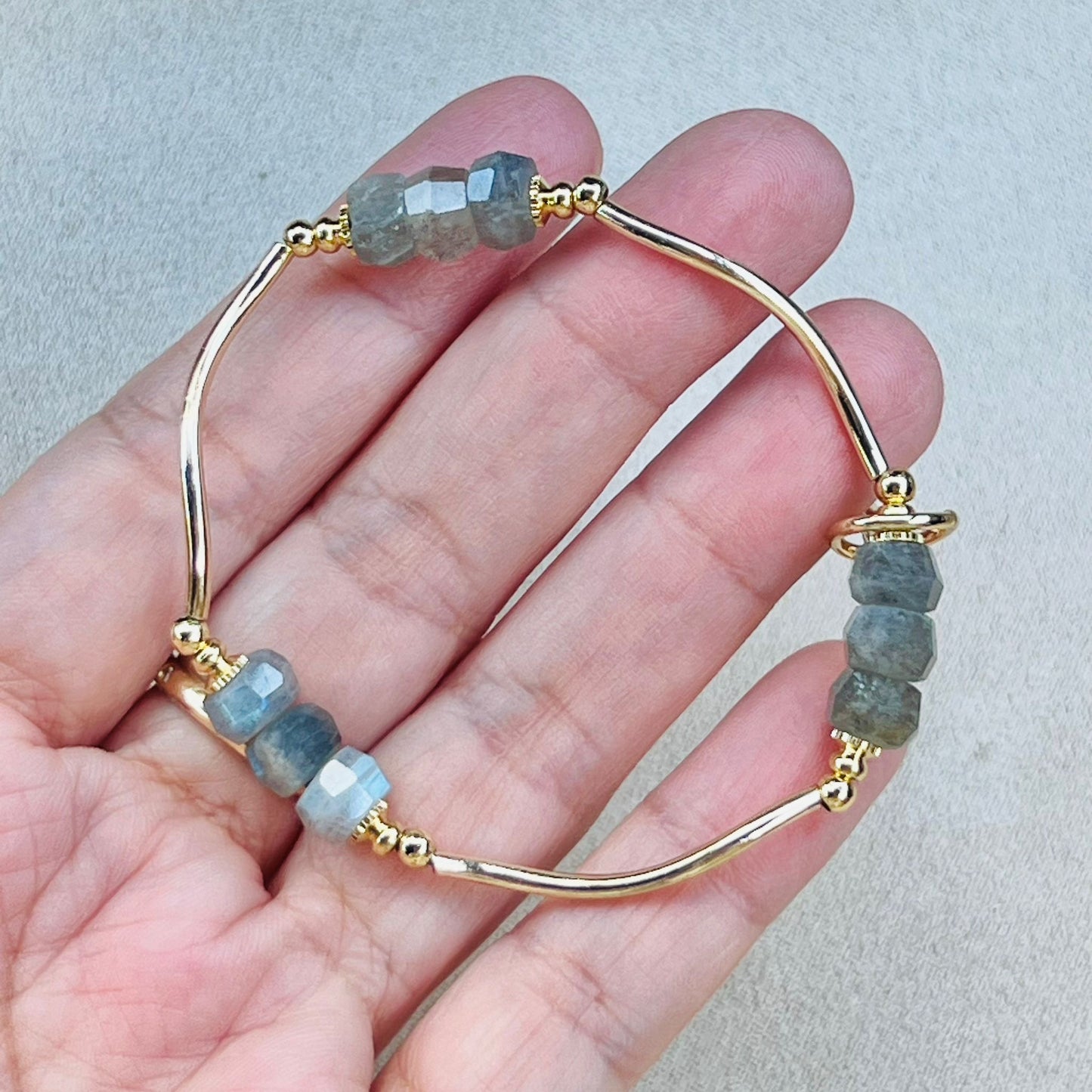 Labradorite La Grace Bracelet
