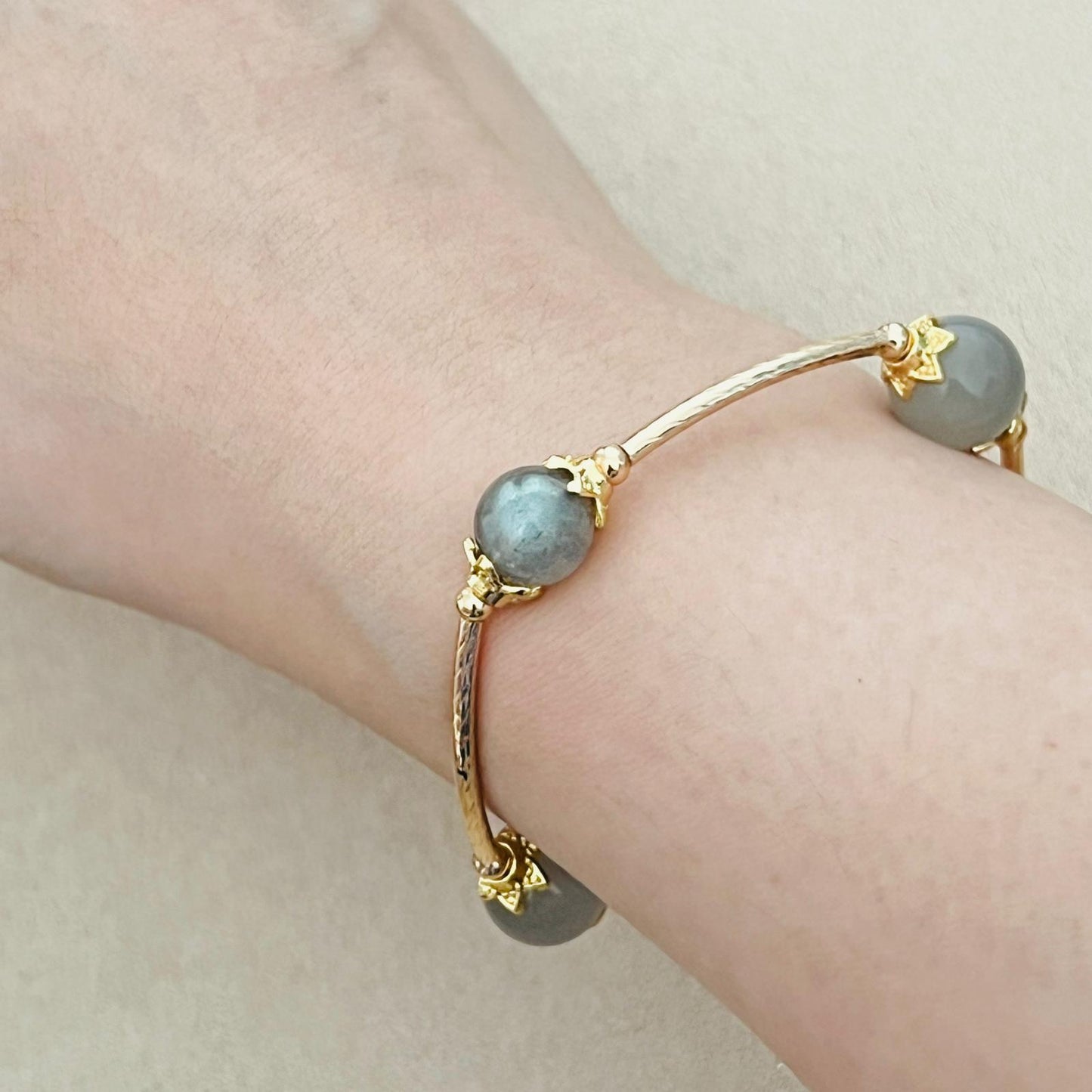 Etoupe Moonstone & Labradorite La Grace Bracelet