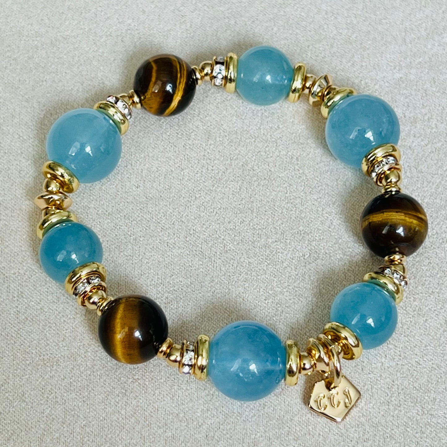 Oh-So-Confident Aquamarine Bracelet