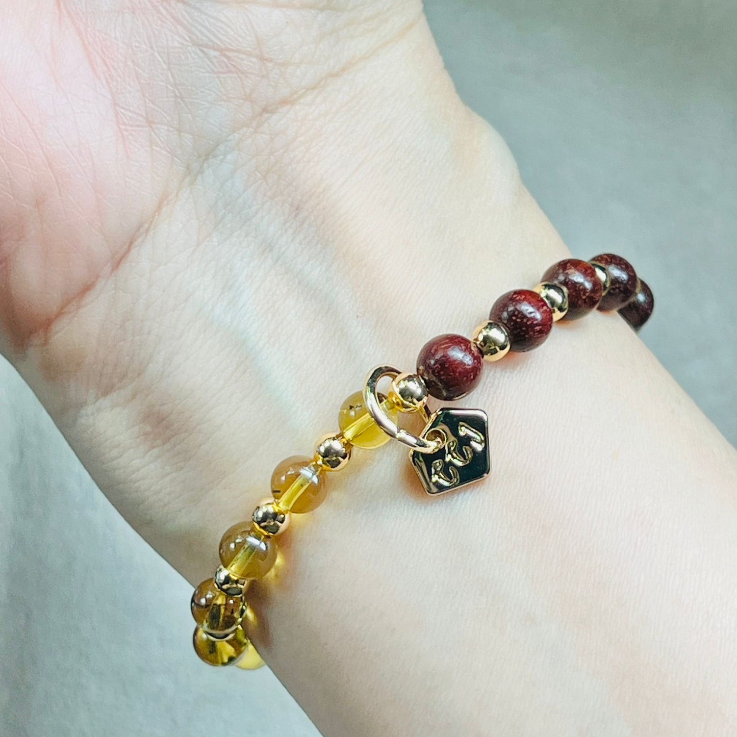 Blue Amber & Sandalwood Baby Bracelet