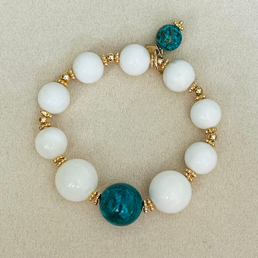 Turquoise & White Tridacna Bracelet GHW