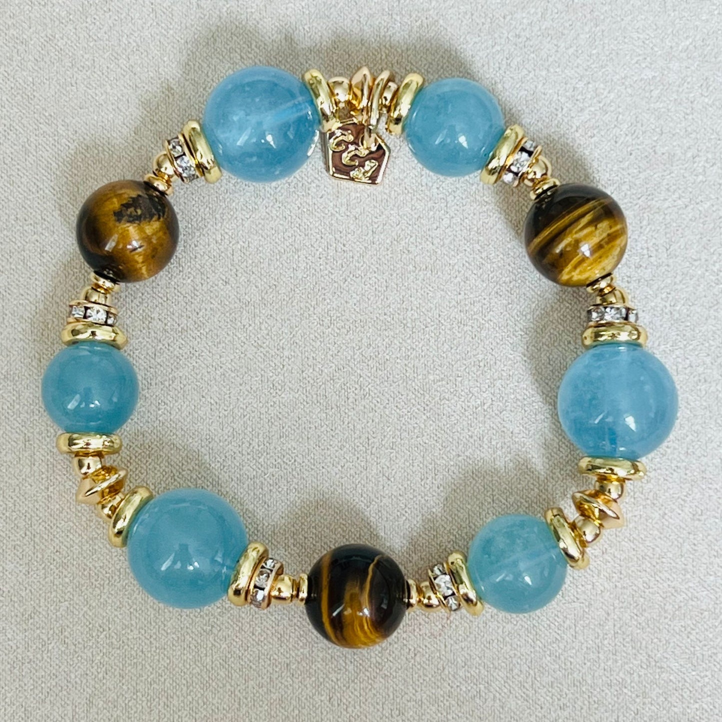 Oh-So-Confident Aquamarine Bracelet