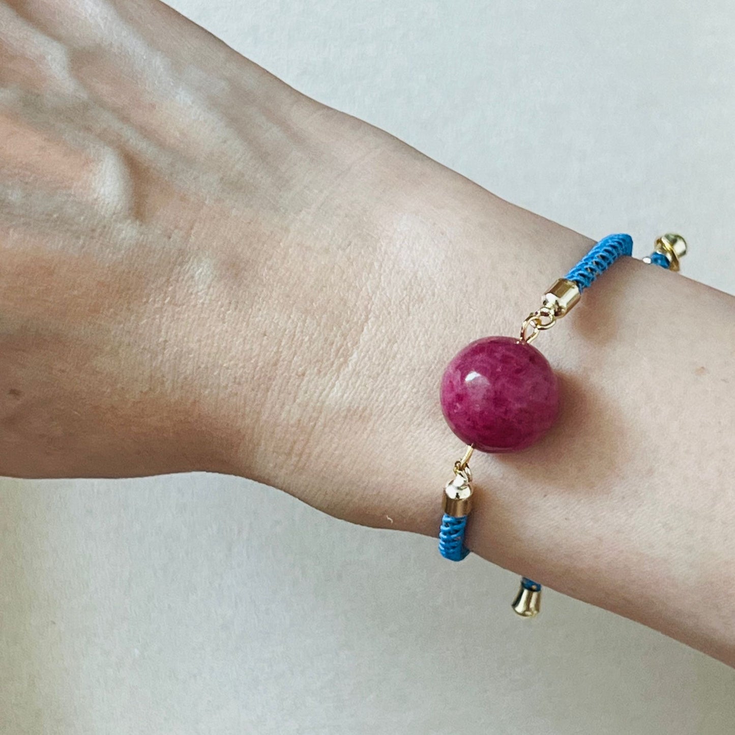 Rhodonite Girl Bracelet (Blue String)