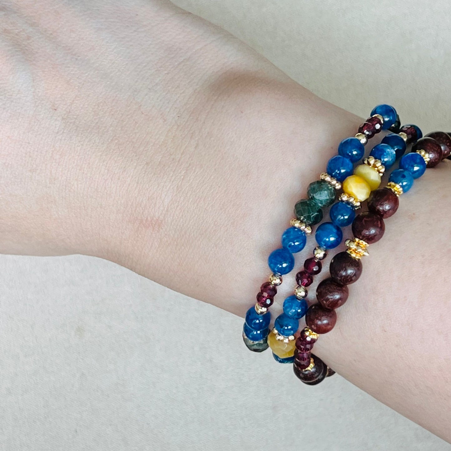 Baby Sandalwood, Kyanite & Garnet Bracelet