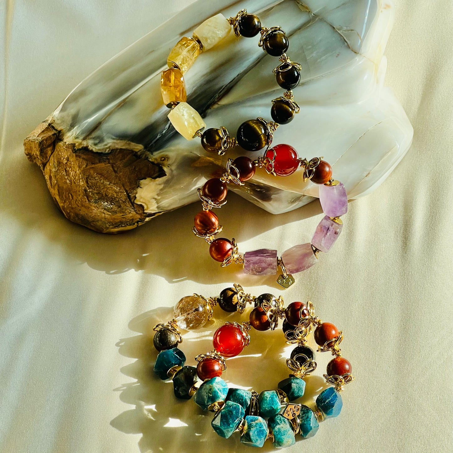 Red Agate, King Of Wood & Amethyst Bracelet