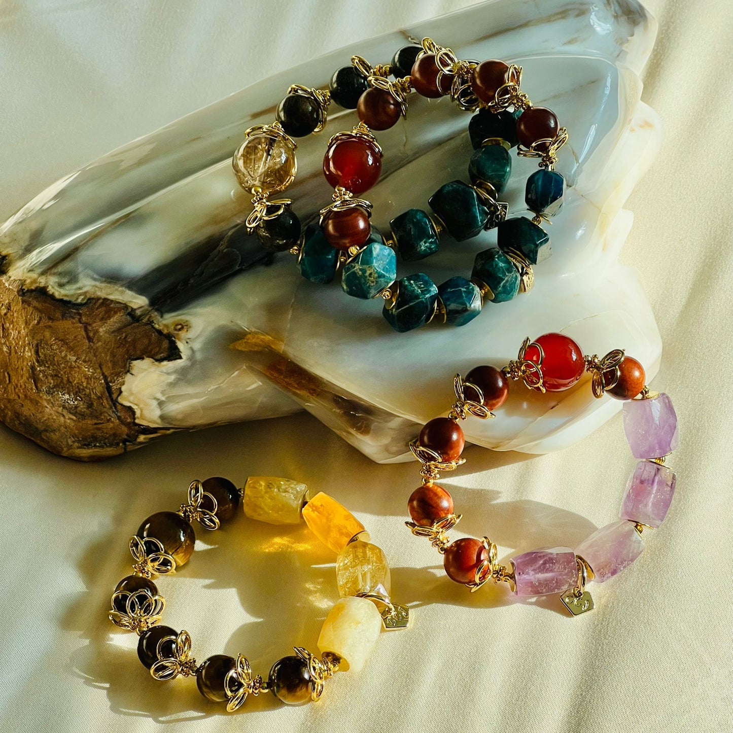 Red Agate, King Of Wood & Amethyst Bracelet