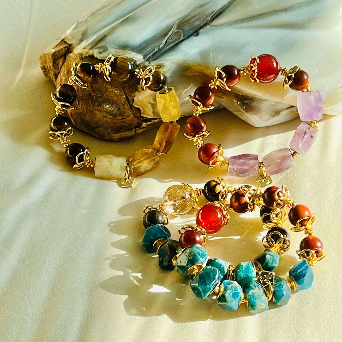 Red Agate, King Of Wood & Amethyst Bracelet