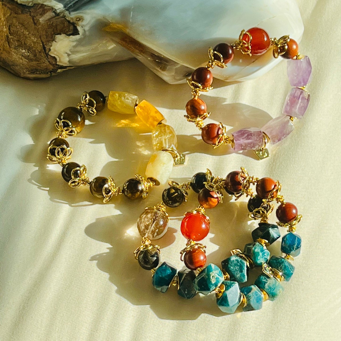 Red Agate, King Of Wood & Amethyst Bracelet