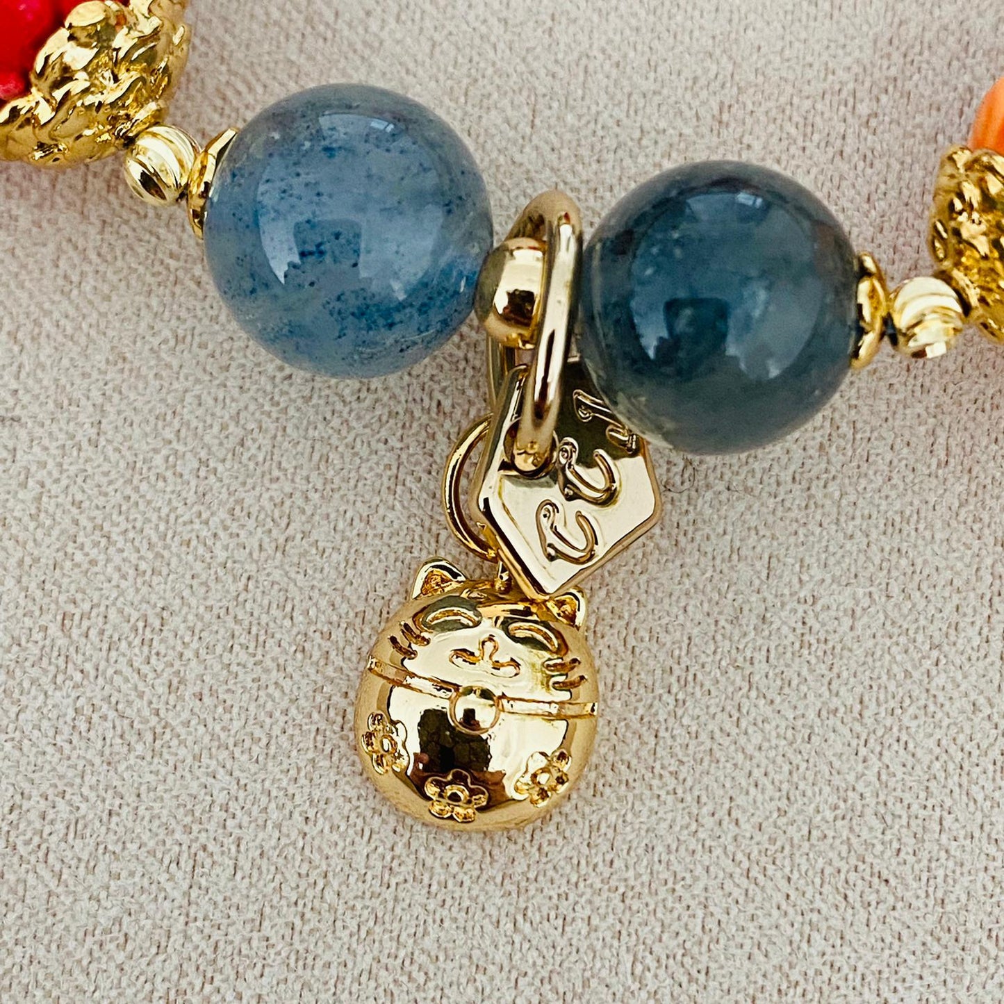 Lucky Cat Charm