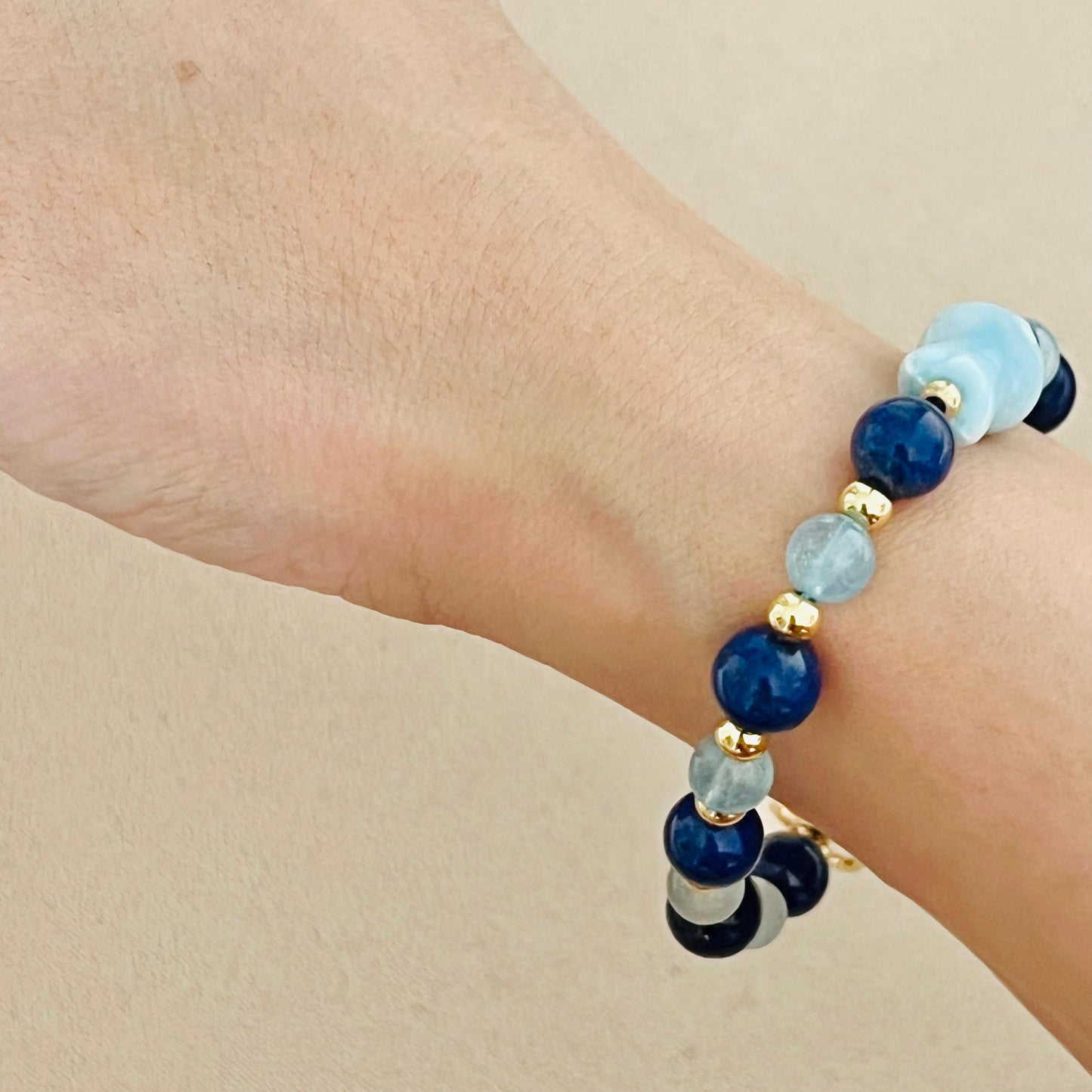 Aquamarine & Lapis Lazuli Money Fish Bracelet 🐟