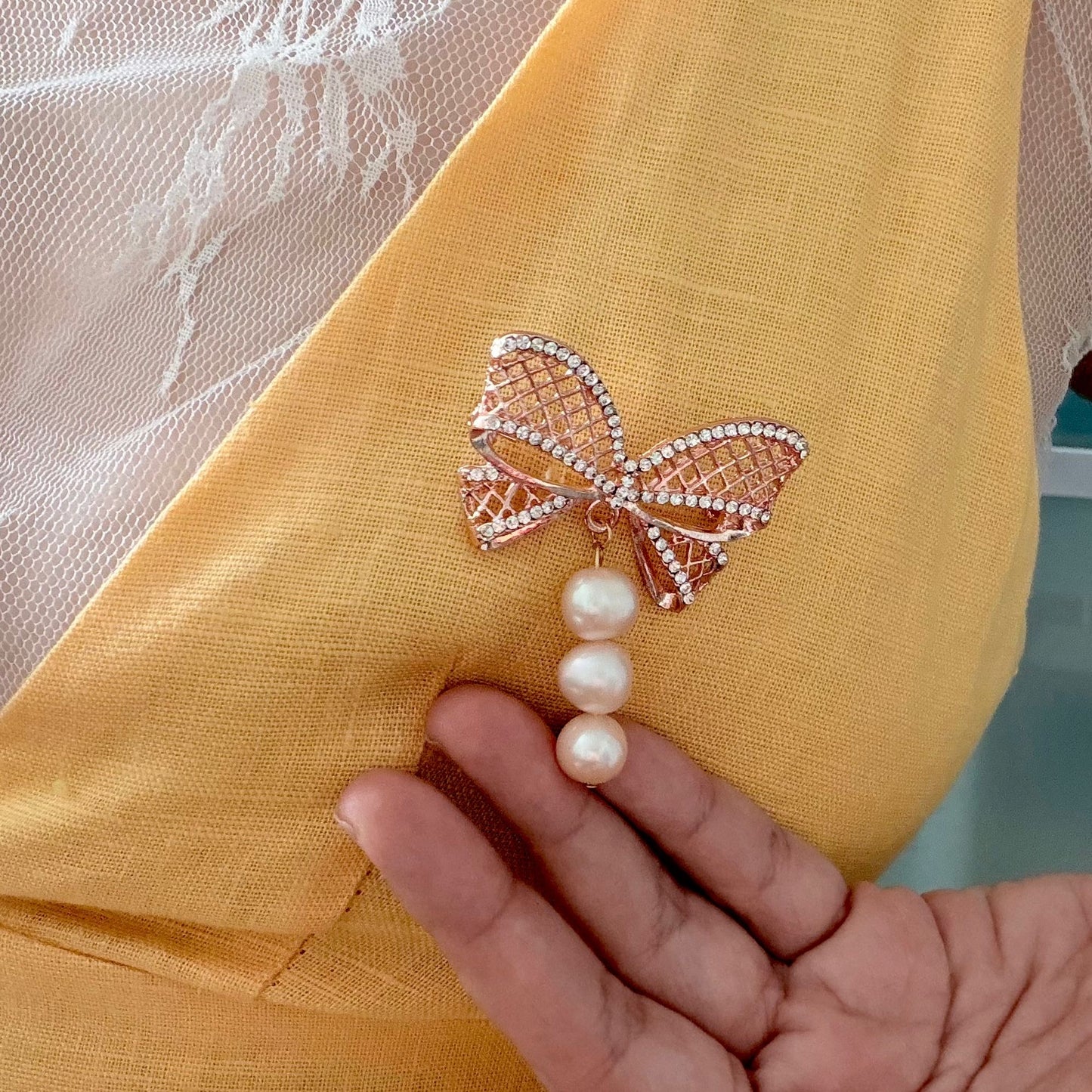 Baroque Pearl Ribbon Brooch