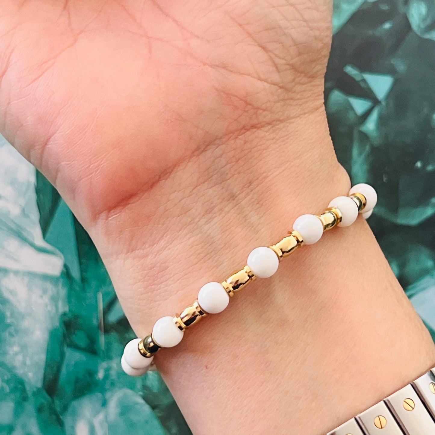 White Tridacna Baby Bracelet