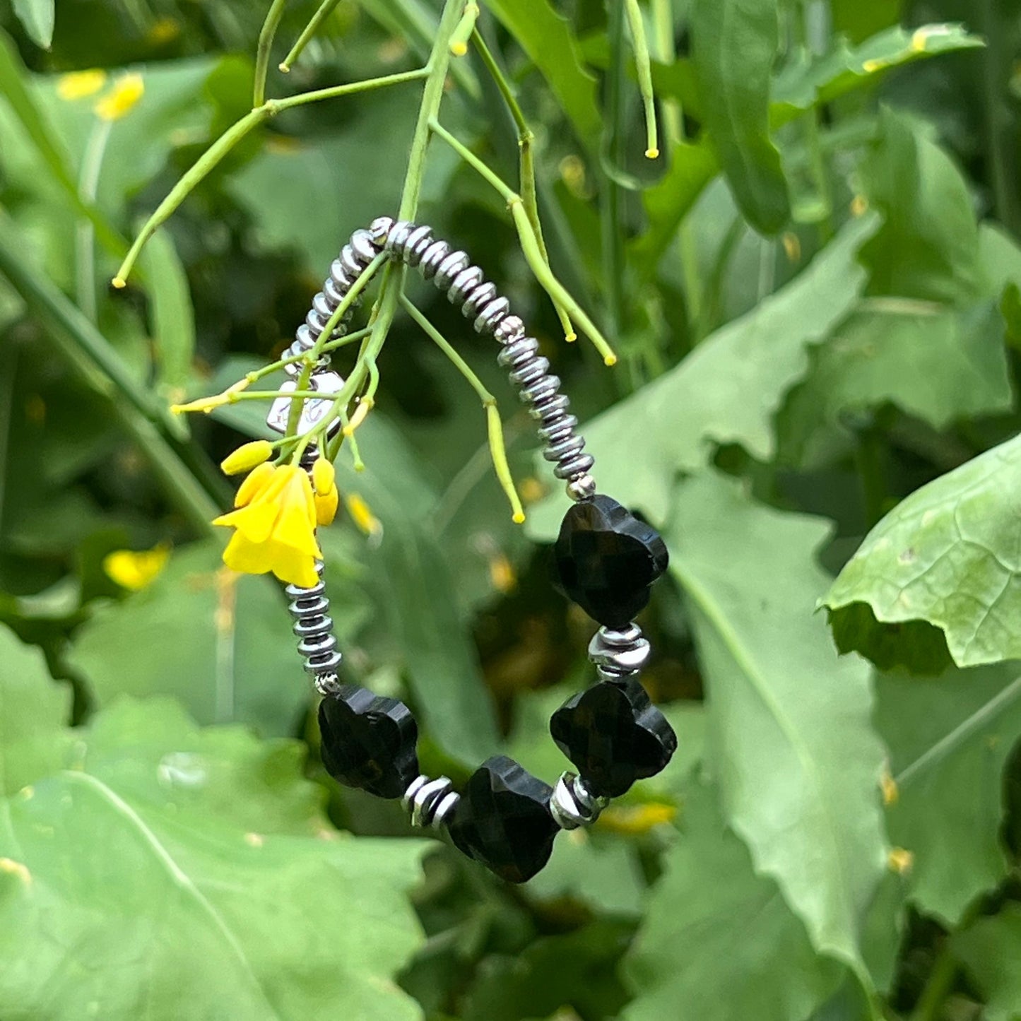 Black Beauty Clover Baby Bracelet SHW