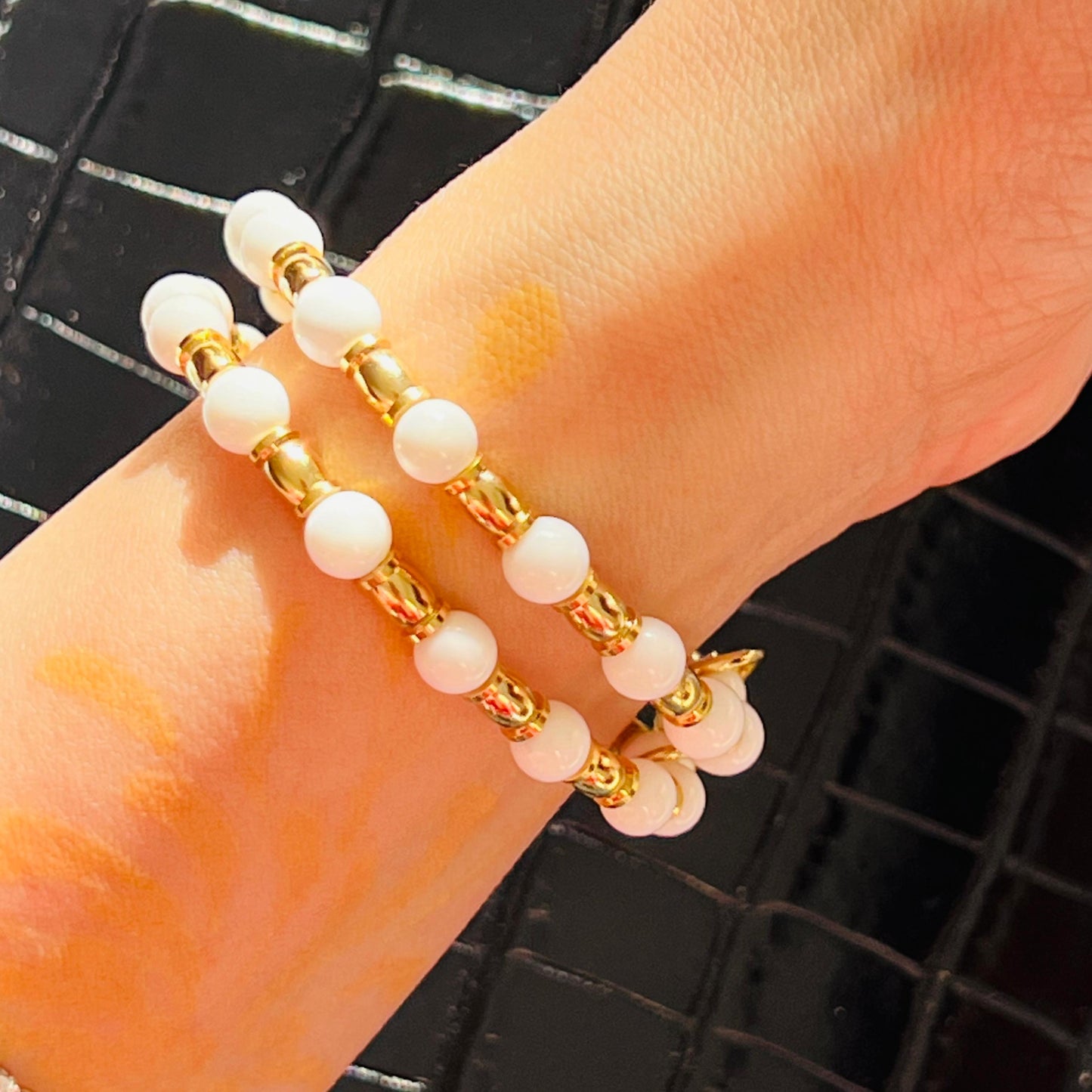 White Tridacna Baby Bracelet