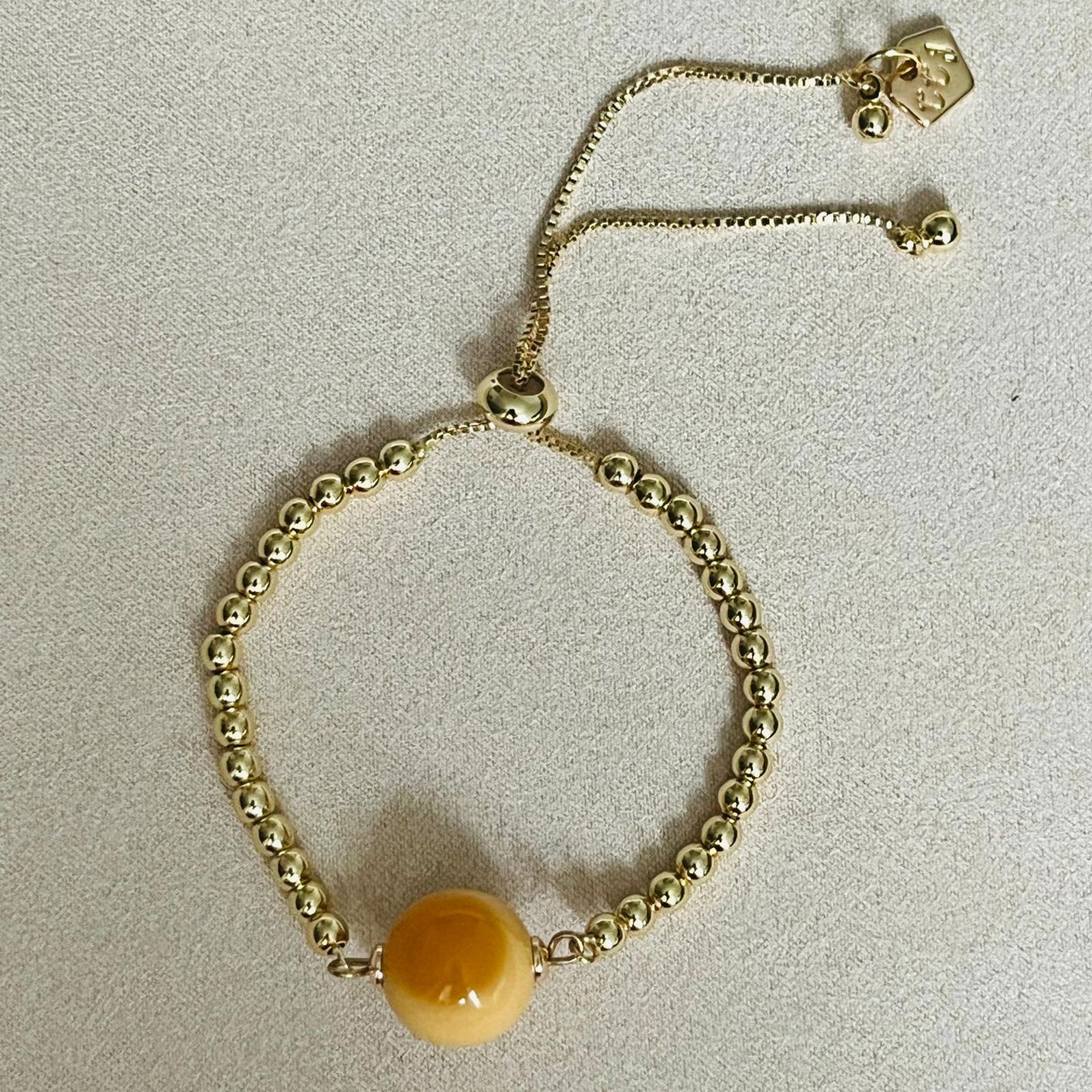 Burmese Yellow Agate La Forma Bracelet