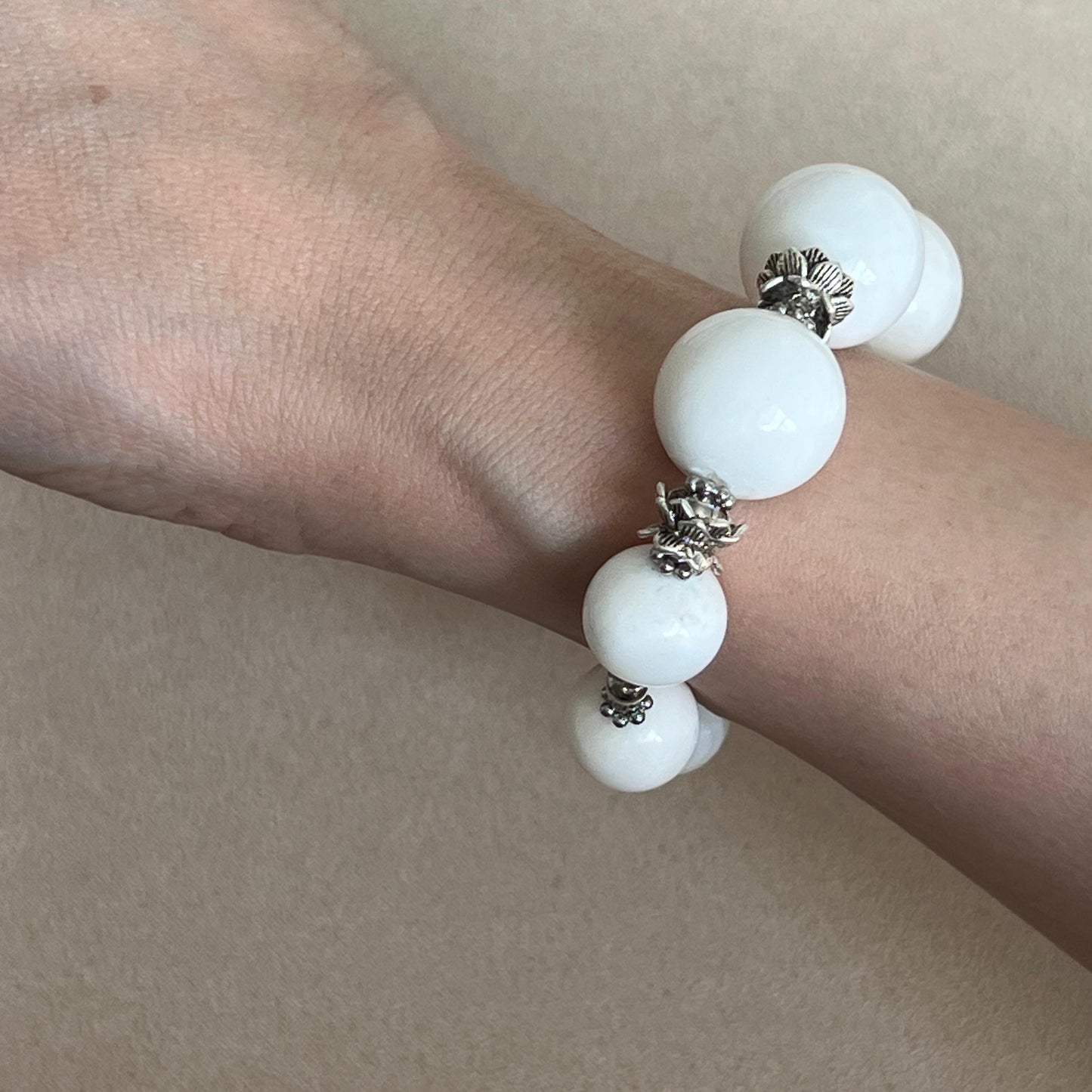 White Tridacna Supreme Bracelet