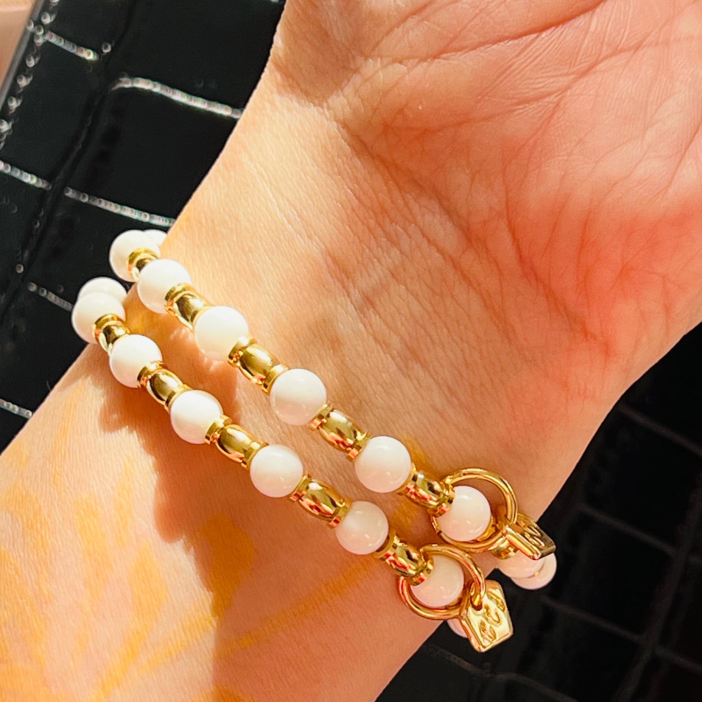 White Tridacna Baby Bracelet