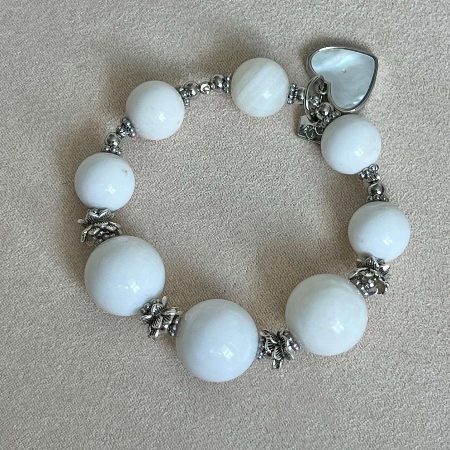 White Tridacna Supreme Bracelet