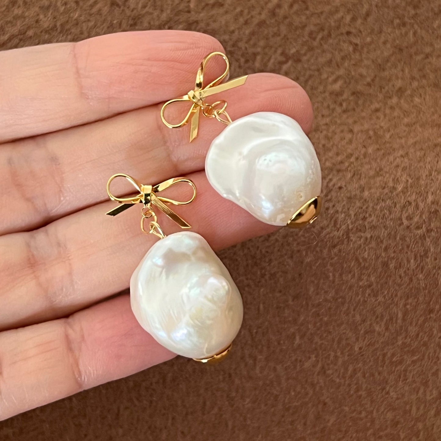 Puffy Baroque Pearl Ribbon Earrings