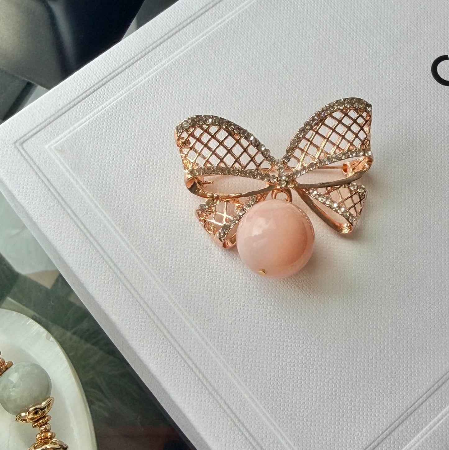 Peruvian Opal Ribbon Brooch
