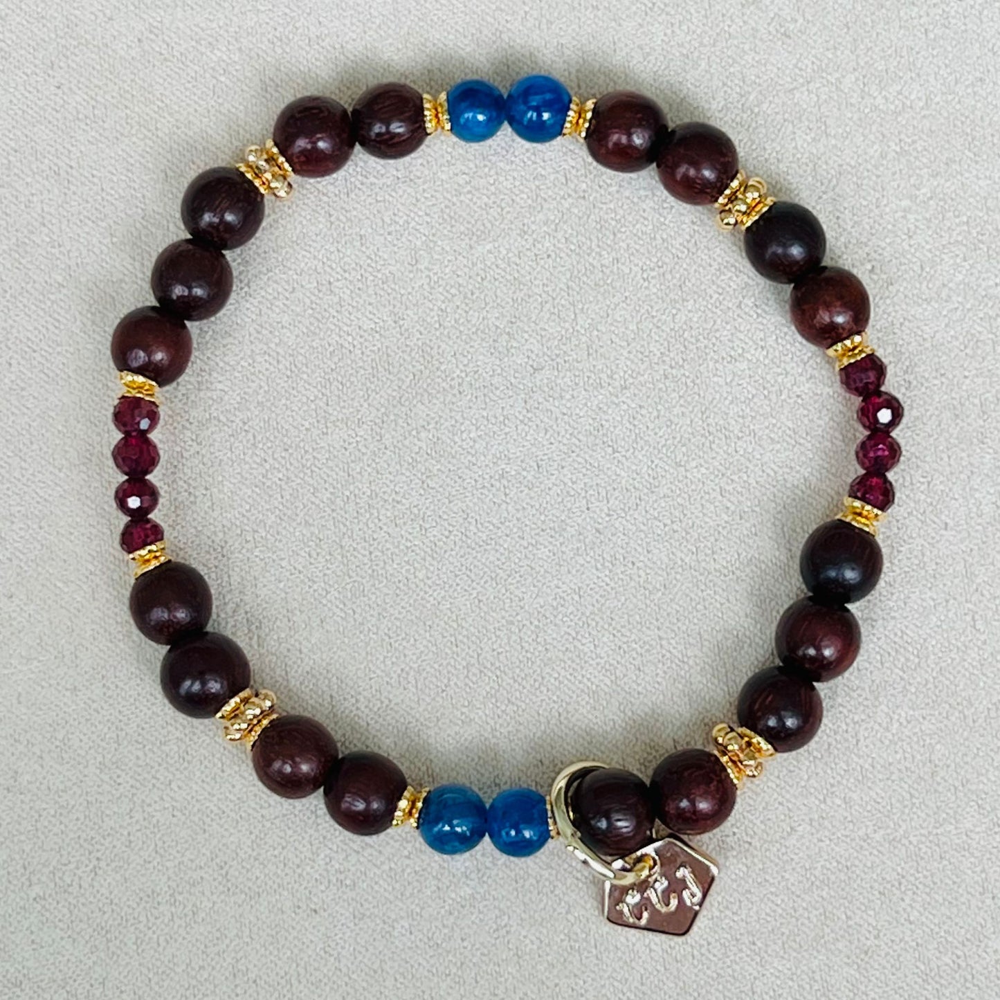 Baby Sandalwood, Kyanite & Garnet Bracelet