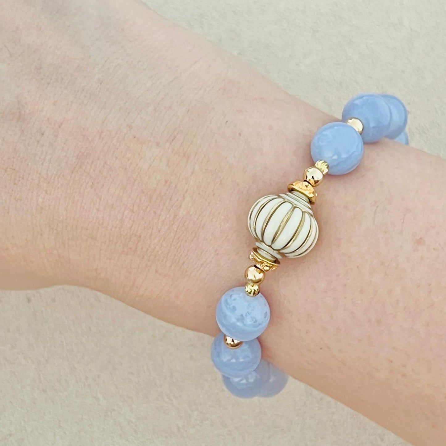 Blue Lace Agate Seashell Bracelet