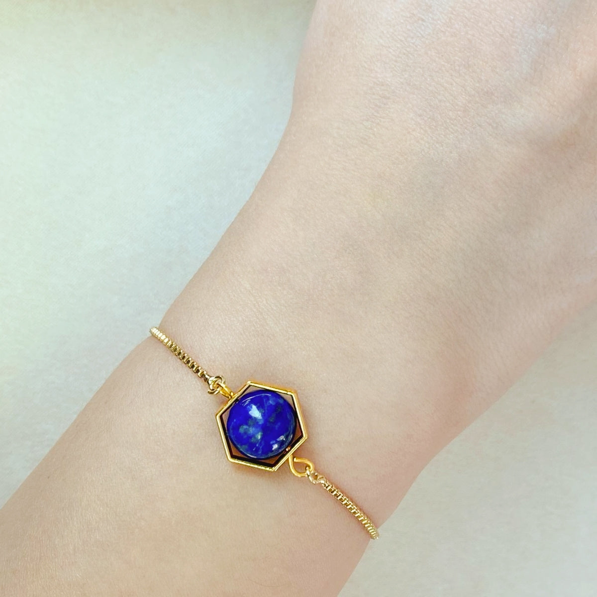 Lapis Lazuli La Forma Hegaxon Bracelet