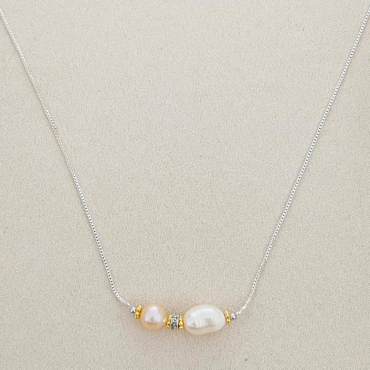 Peach White Pearls La Grace Necklace