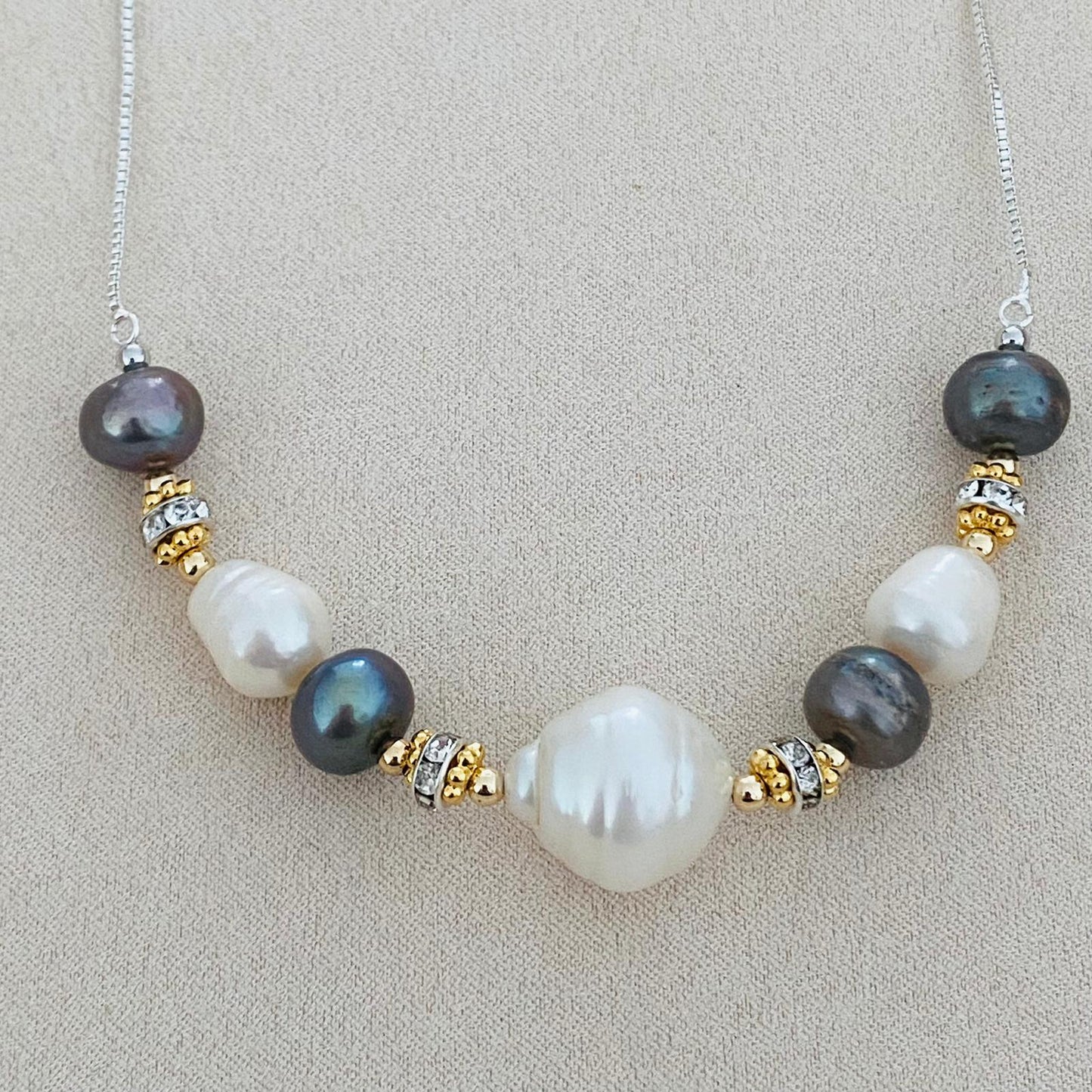 Grey White Pearls Diadem Necklace